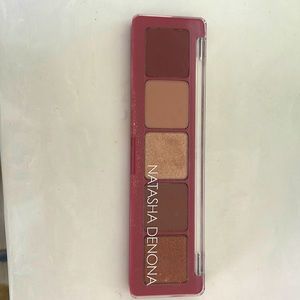 Eyeshadow palette